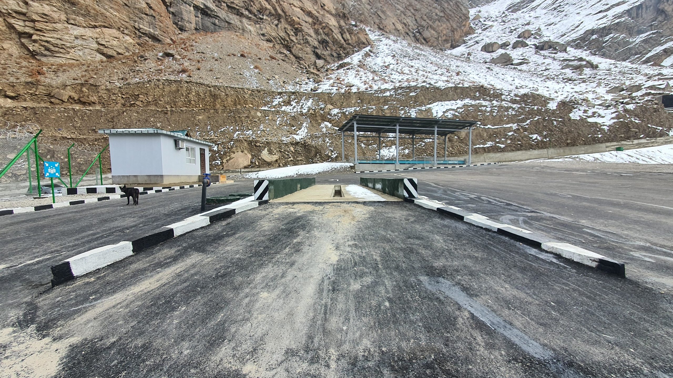 Tacikistan Respublikası, Khorog şəhəri, yeni bir sanitar poliqonunun inşası